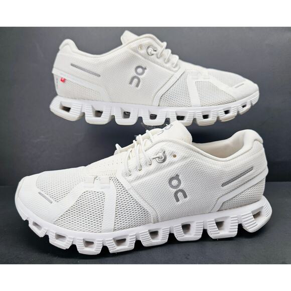 On Shoes - Oncloud  Women 8.5 Comfy footwear